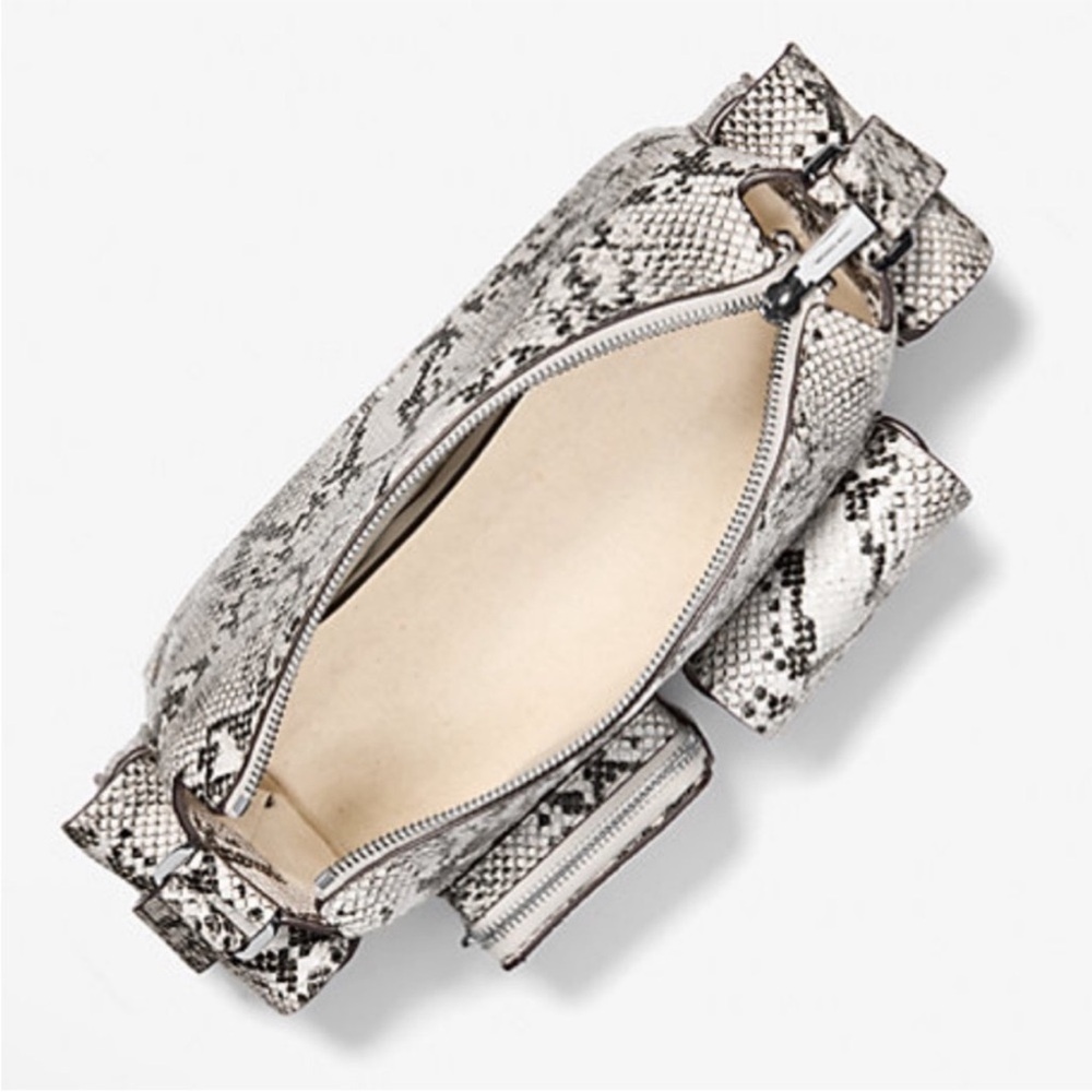 MICHAEL KORS Dakota Md Snake Embossed Leather Pocket Shoulder Bag
ALUMINUM
NWT - Picture 12 of 16